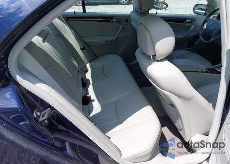 2006 Mercedes-Benz C 280 Luxury 4Matic из США, поврежденный, VIN WDBRF92H66F762735